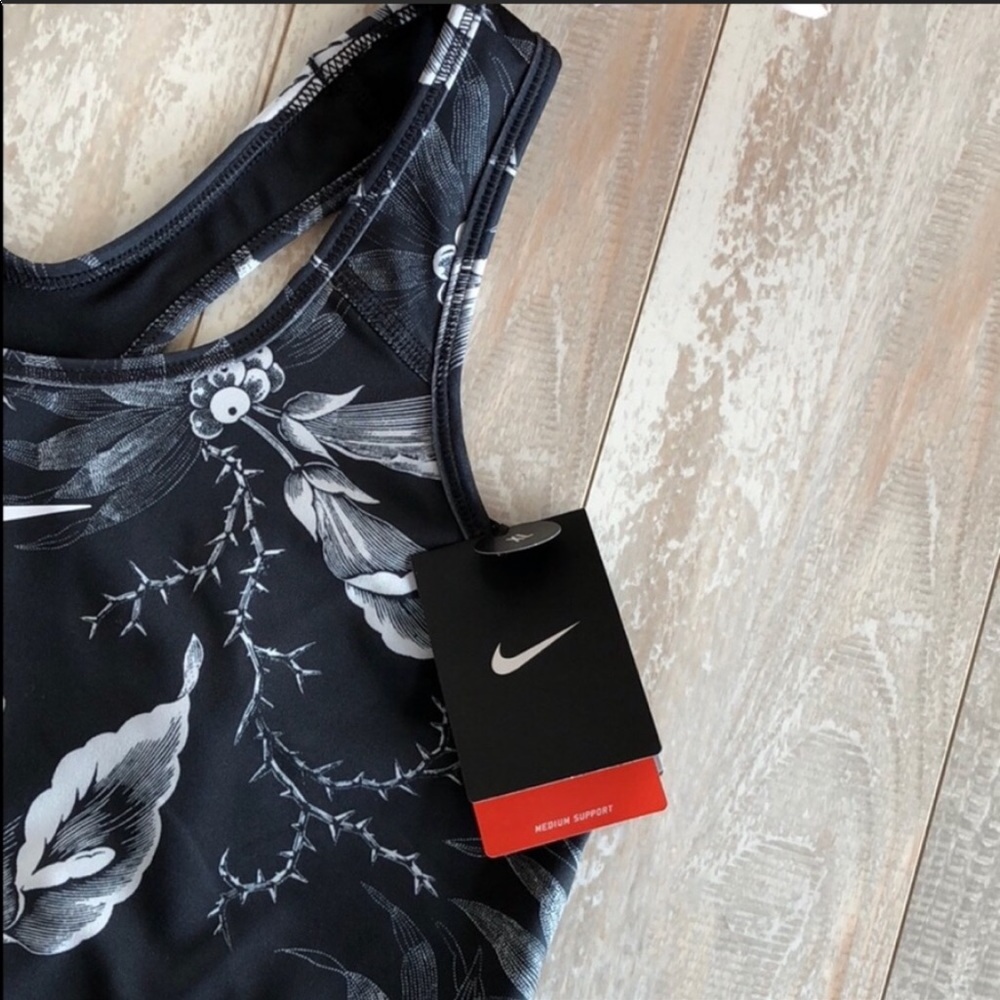 NWT Nike Floral dri-fit Sport Bra - Picture 6 of 8